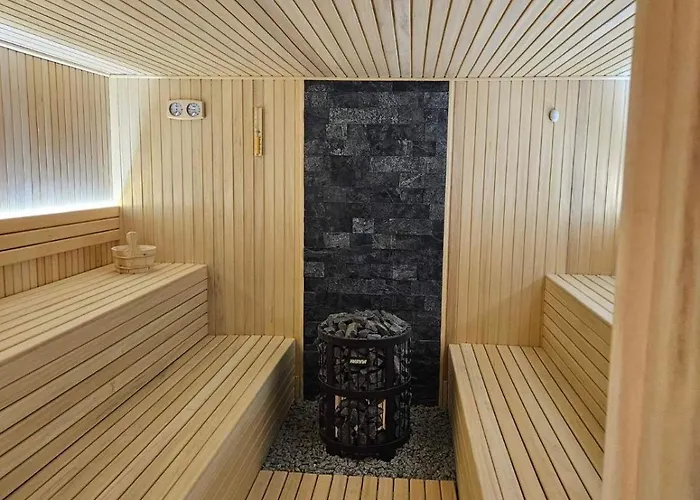 Fashion Hill アパート コパオニク